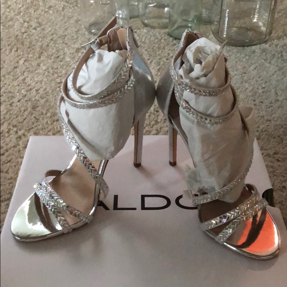 Aldo Thaurwen sandal new on box